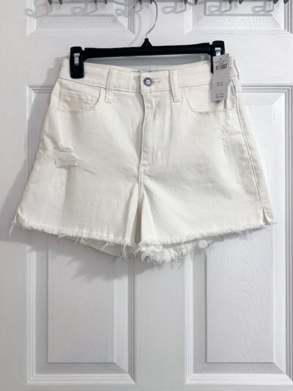 NWT Hollister White Curvy Ultra High-Rise Mom Shorts Size 5/27